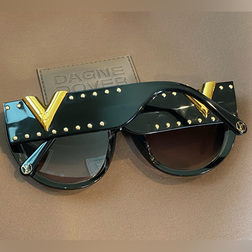 LOUIS VUITTON My Fair Lady Studs Sunglasses - Picture 16 of 16